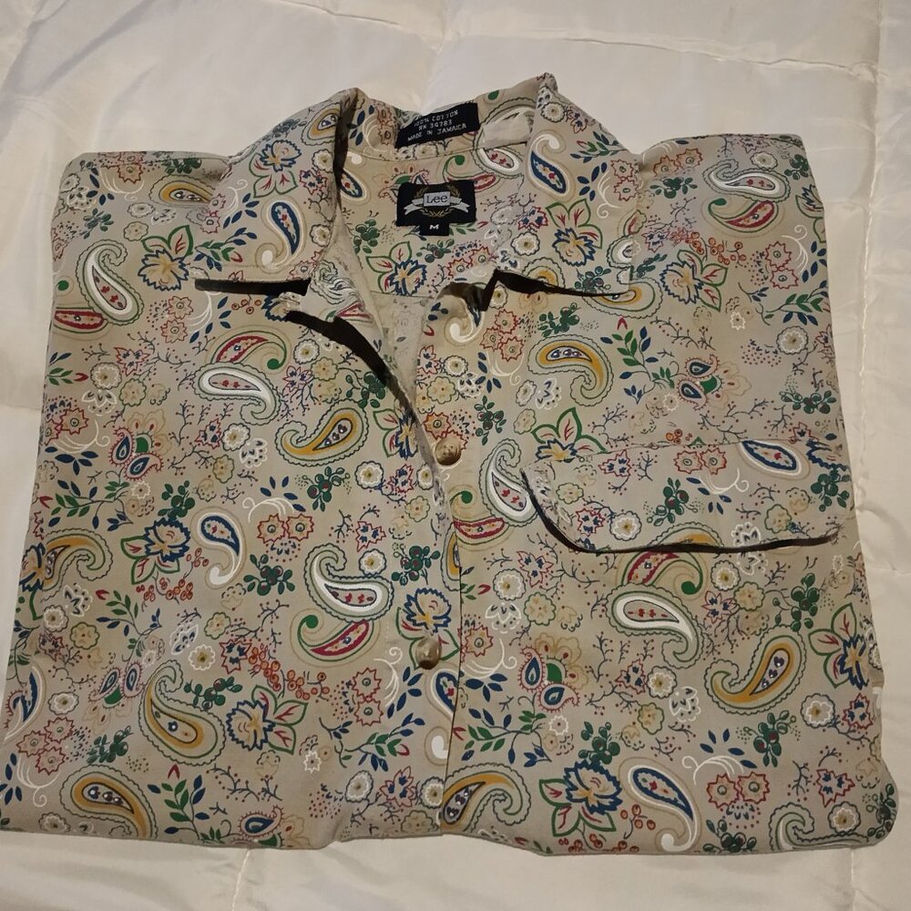 Lee Women's Paisley Short Sleeve Shirt size M EUC